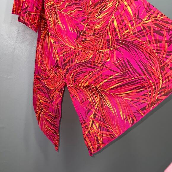 Catherines Plus Size 3X Asymmetrical Semi Sheer Pleat Top Tropical Resortwear - Picture 4 of 9